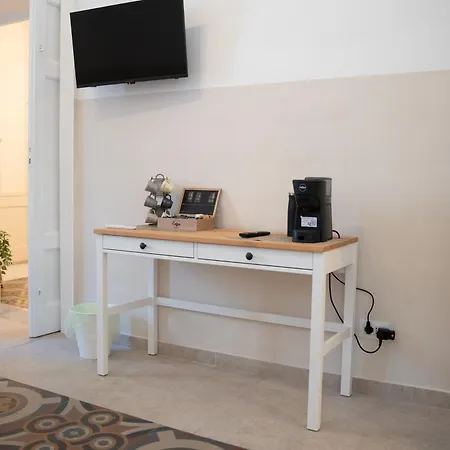 فندق مبيت وإفطار Principe Amedeo 93 باري