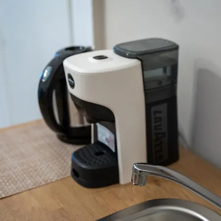 Principe Amedeo 93 Oda ve Kahvaltı 3*