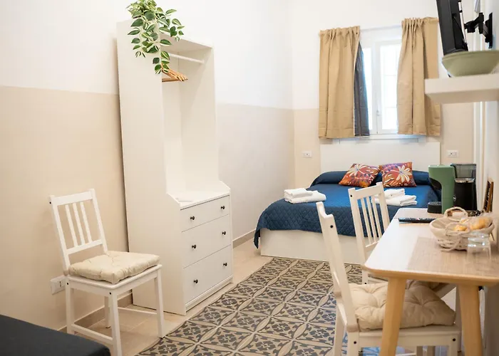 Principe Amedeo 93 Bed & Breakfast Bari