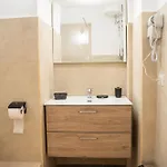 Principe Amedeo 93 Bed & Breakfast