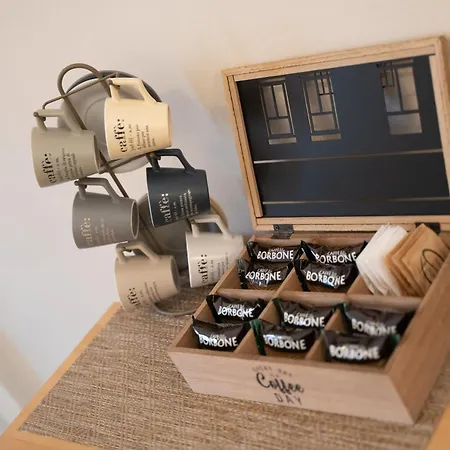 Principe Amedeo 93 Bed & Breakfast 3*